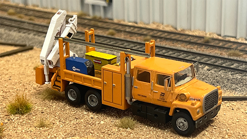 Burlington Northern Ford Lnt 9000 Crew Cab Section Truck By Dave Dane 6211